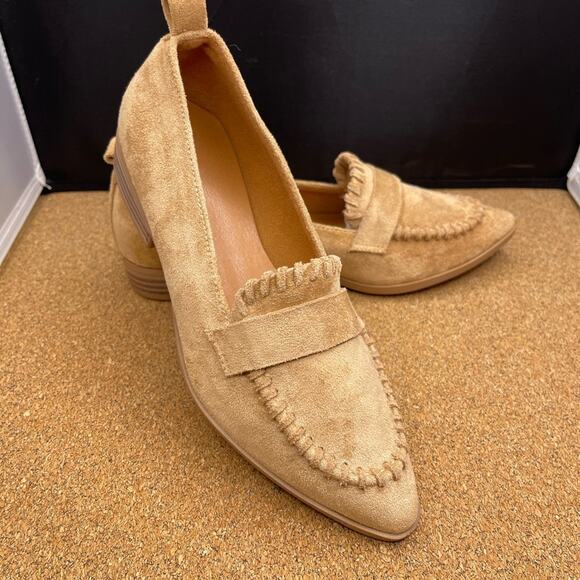 Maurices tan faux suede preppy ruffle slip on flats 6 - Picture 7 of 10